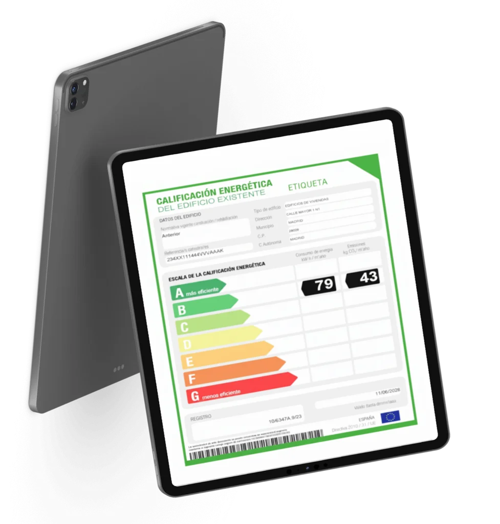 Etiqueta de calificación energética mostrada en una tablet
